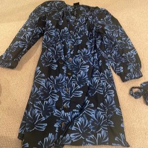 Target XS who what wear blue floral black midi dress shift shirt button